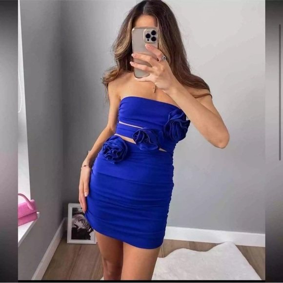 Zara Blue Violet Cut Out Floral Mini Dress-Size XS-NEW - Picture 2 of 8